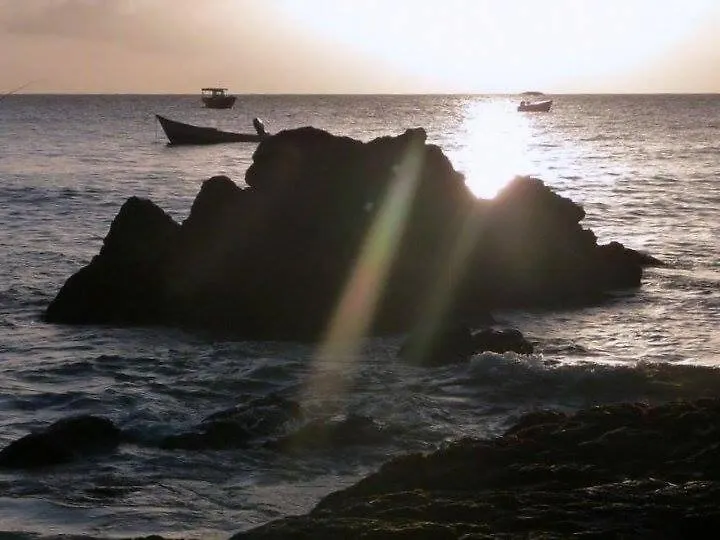 דירות Castara Roundhouse - Ocean View